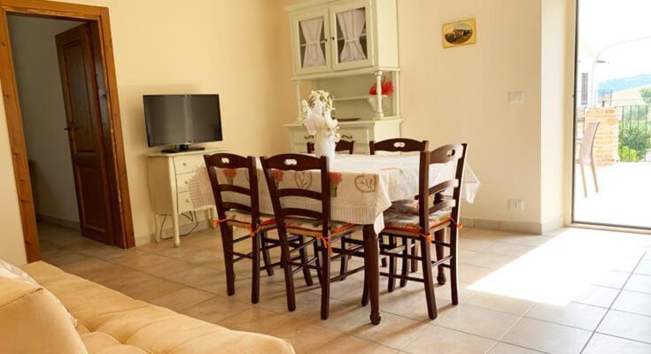 La Collina Apartment Monsampietro Morico Room photo